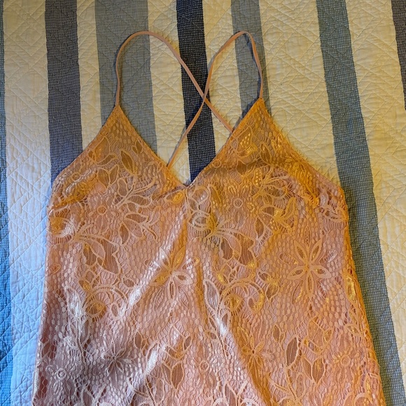 LUSH Lace Dress - Picture 5 of 8